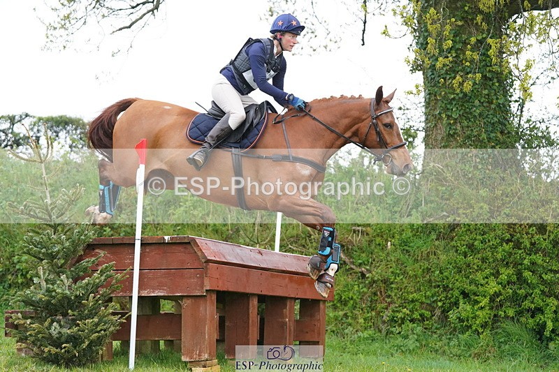 250418-102844-01004 - 053-Jancis.Weal-ESCAPE.THE.OPPOSITION