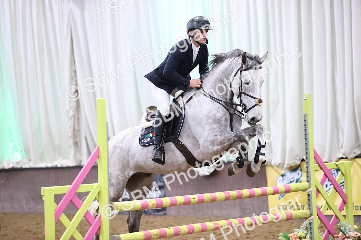 SBM_002092 - Class 10 - Senior Newcomers - 1.10m