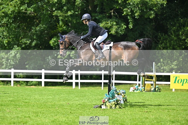 140626A-155552-00016 - Cld 46 Snr 1m 10 Grand Prix