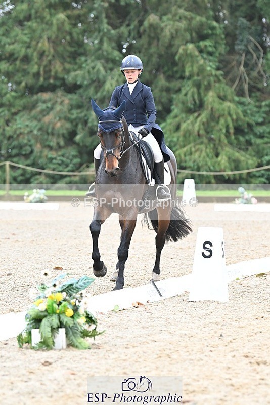 231019-112754-02144 - 108-BELGRAVE.IRENA-Lizzie.Scholefield-DR