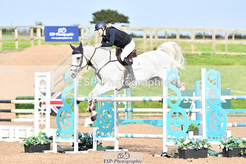 240915A-164658-11107 - Cls 30 Snr Foxhunter