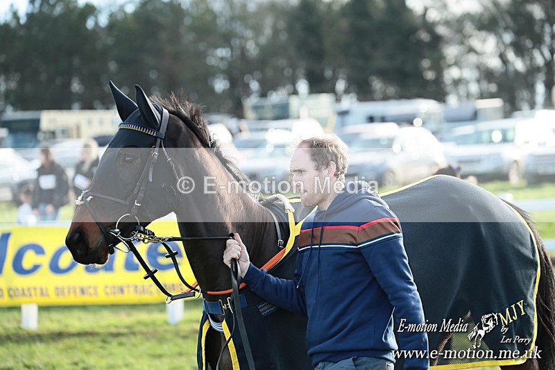 PtP 141225  1499 - New Forest Hounds PtP Larkhill 14/12/25