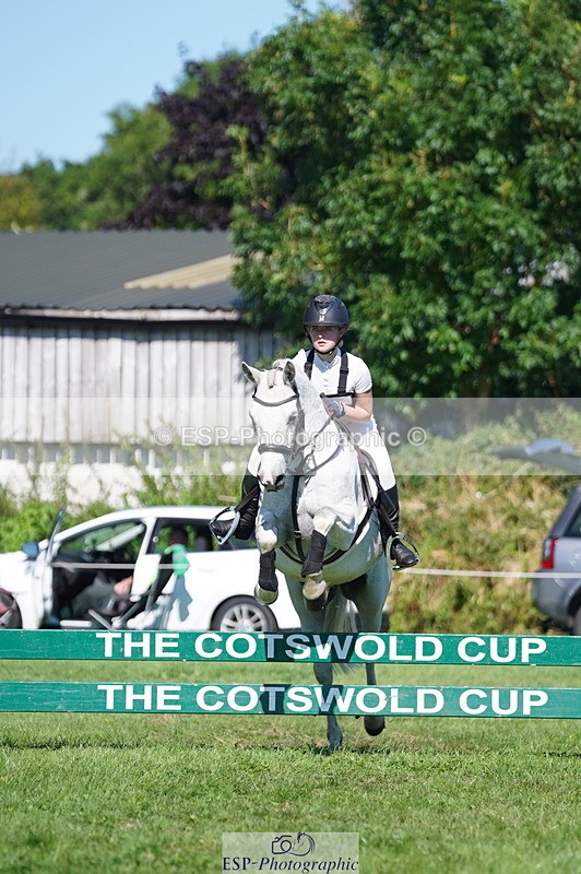 240811A-160618-06182 - 407-