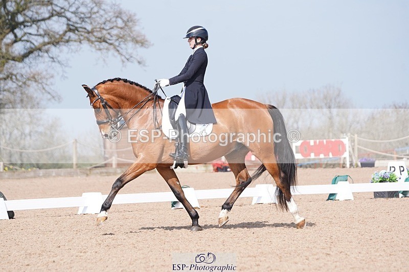 250404-120054-05562 - 010-Jessie.Kirby-As.Well.de.la.Roche.CMF