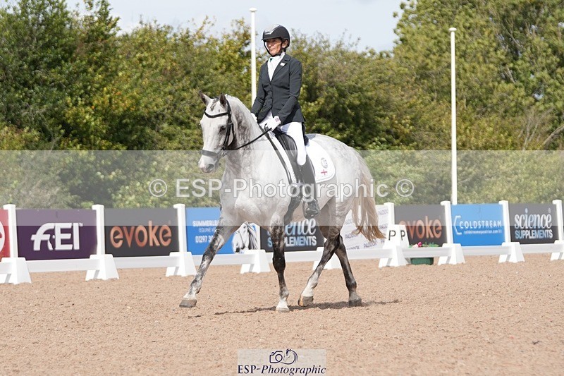 250906-123800-02404 - 072-Jan.ChoppingSeal