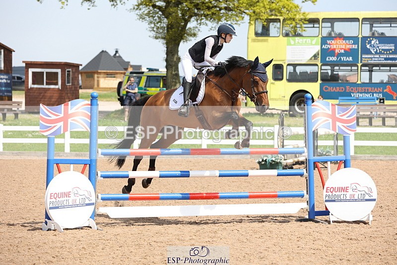 240510A-144402-07818 - Cls 17 1.05m National Am Quali