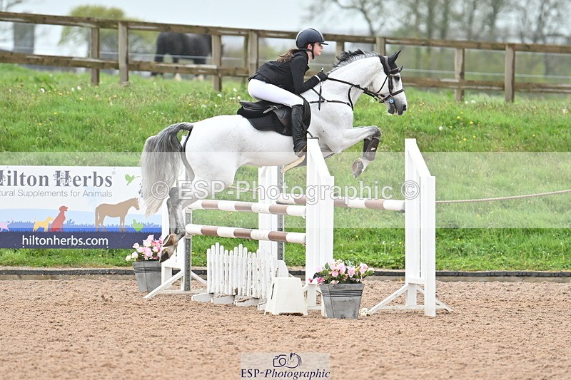 240505A-133926-05691 - Cls 5 Pony Foxhunter & 1.10m Open
