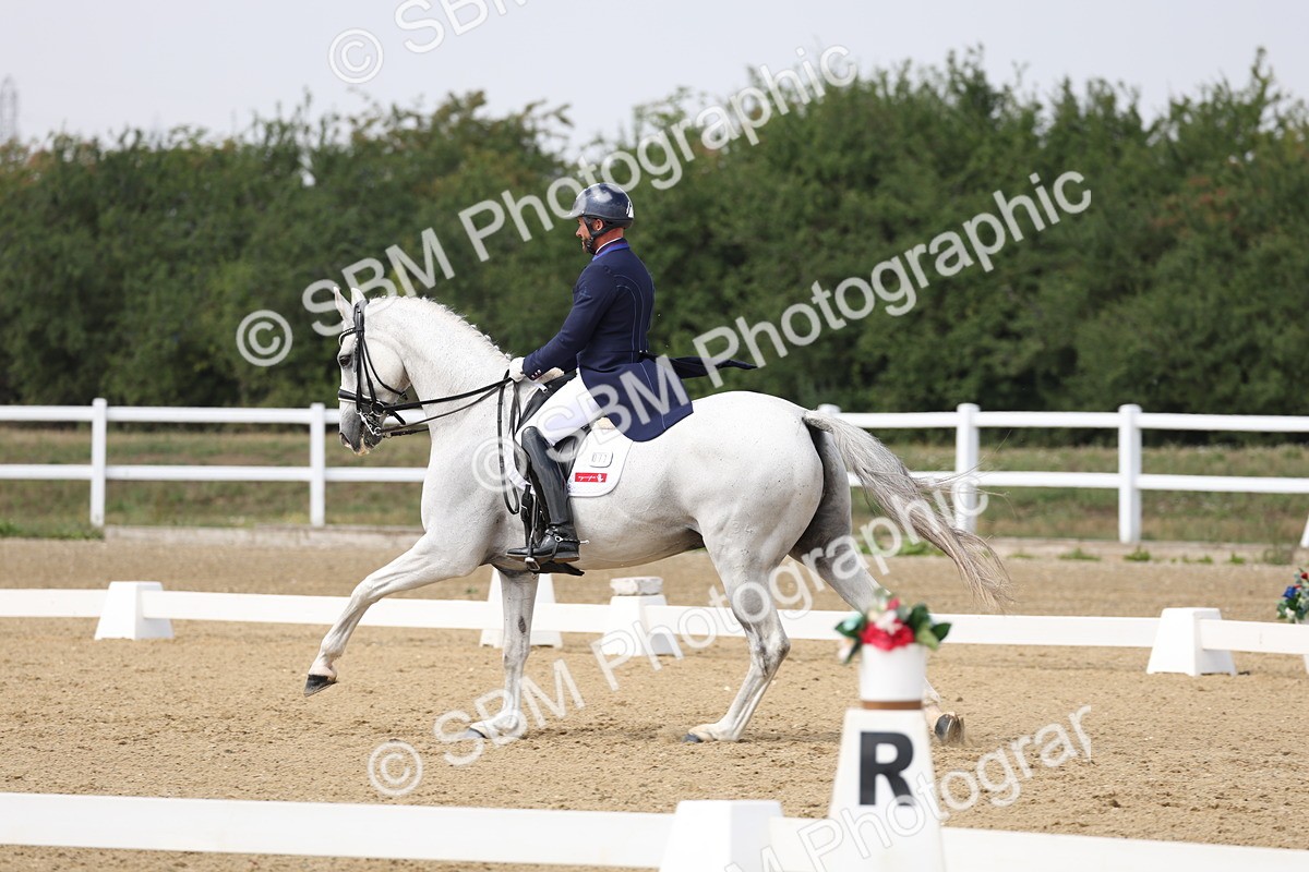 SBM_007357 - Class 9 - FEI INT I - 13.37-14.33