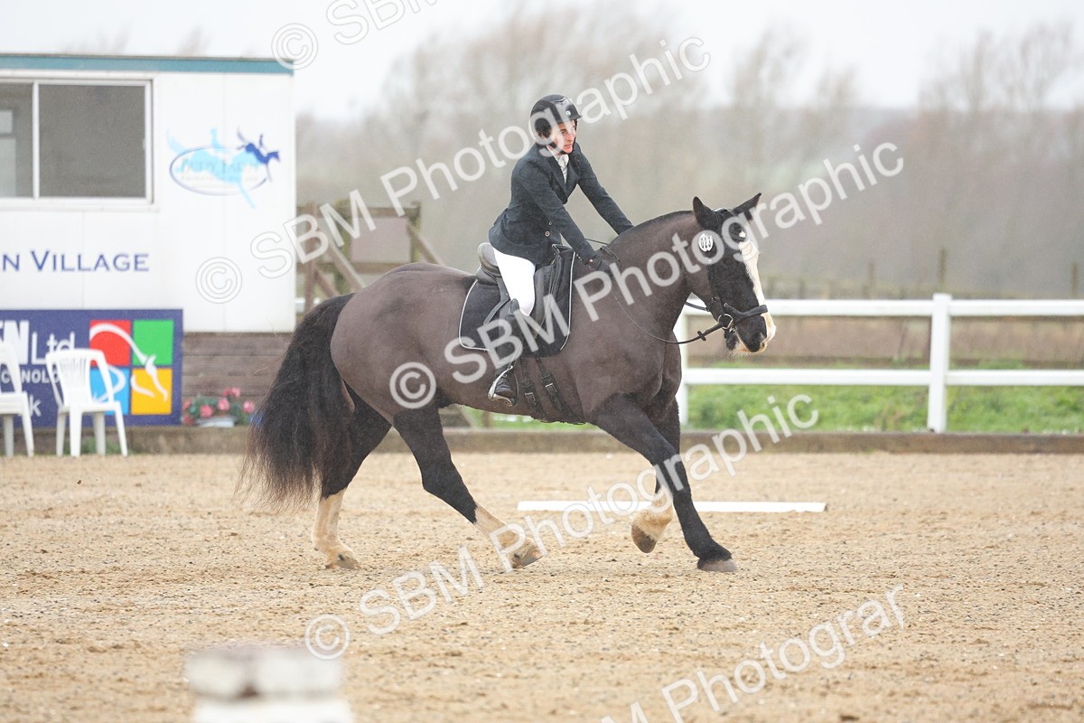 SBM_002956 - Class 6 - Novice 4