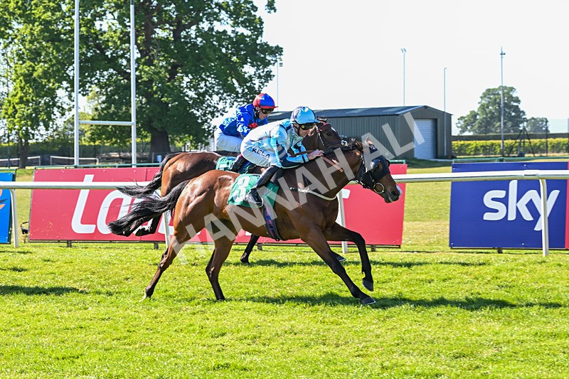 170525-Race 6-Darkness-8728 - Race 6