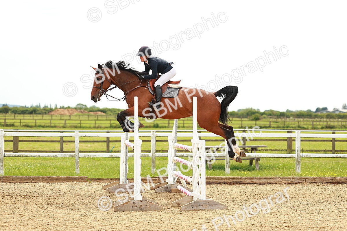SBM_002199 - Class 4 - Senior Newcomers - 1.10m