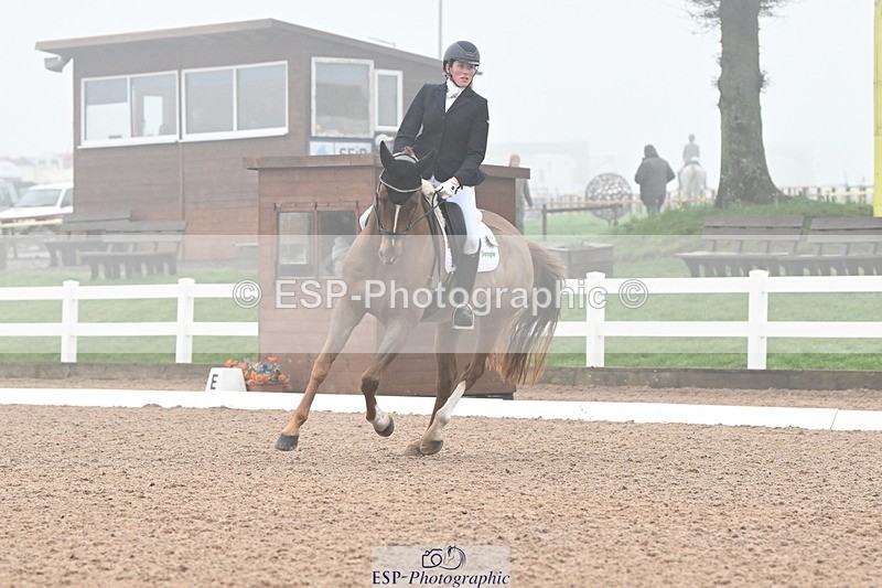 240217A-111751-01631 - 124-Anna.miller-fantabulous