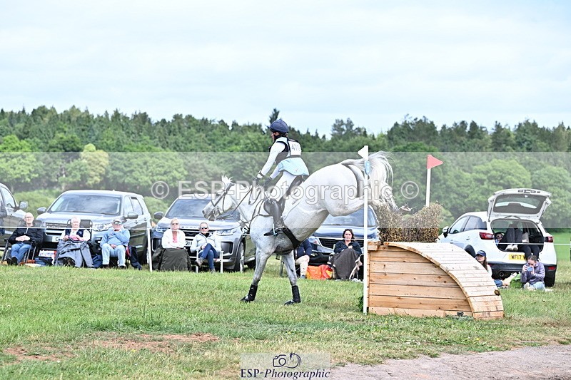 250525A-130743-16180 - D-470-Kitty.King-VENDREDI.BIATS