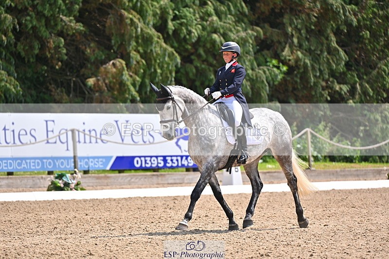 250523A-134837-07111 - B-357-Rosalind.Canter-ARMSCOTE.EXPLORER