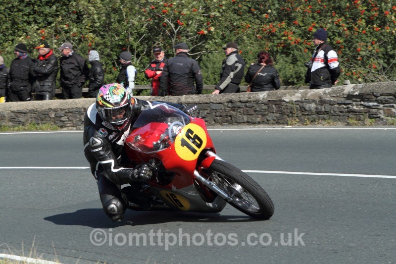 James Hillier - Bennetts 500cc Classic TT