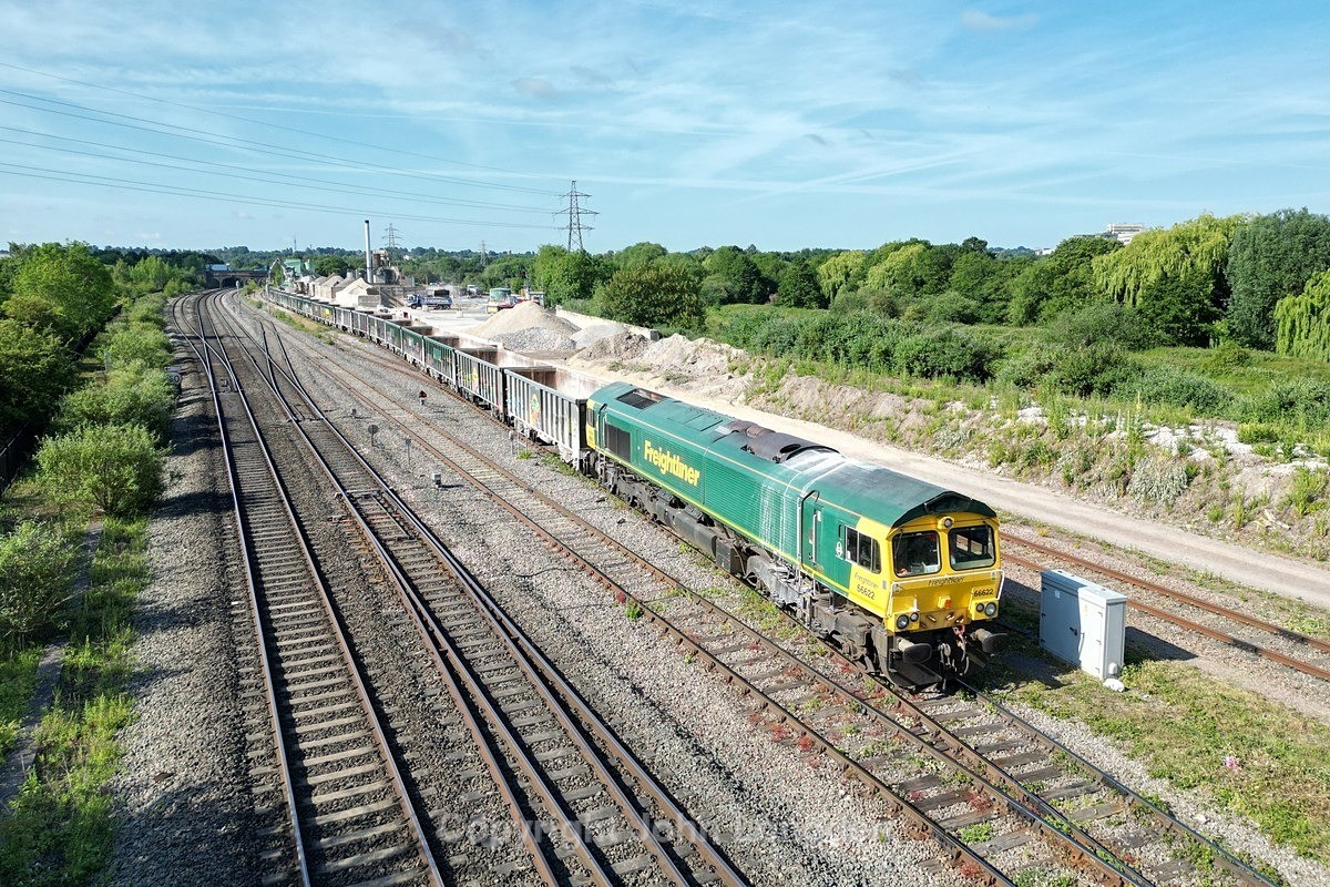JL - 18.6.25 66622 6H45 Banbury Reservoir Sdgs - Tunstead, Banbury - Latest shots