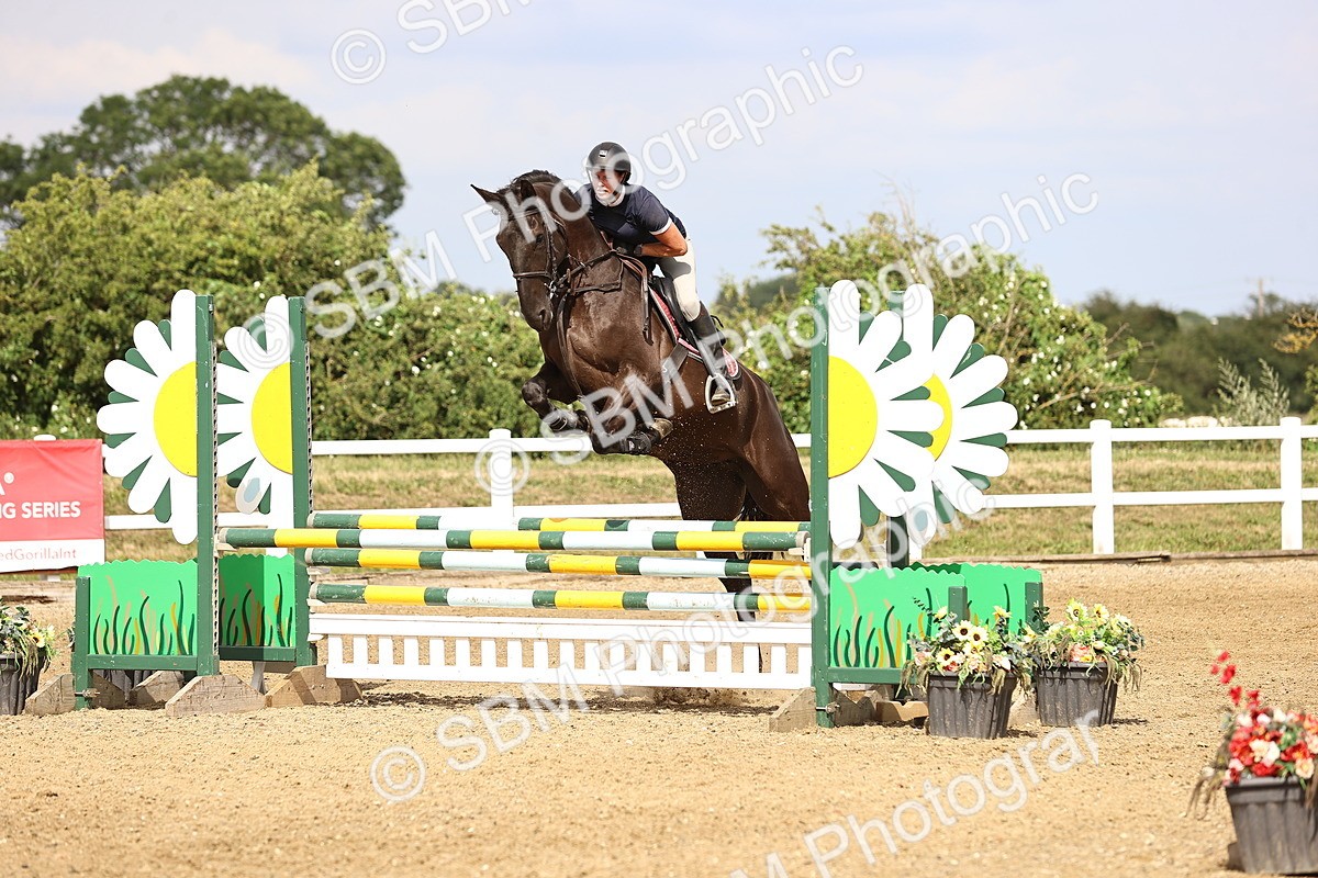 SBM_002307 - Class 18 - Ariat Senior British Novice- 90cm Open