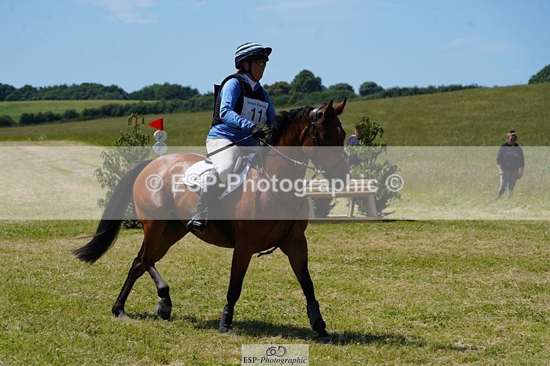 240629X-114606-1722 - 011-Katie_Ingram-HOLLYHATCH_HIGH_HOPES