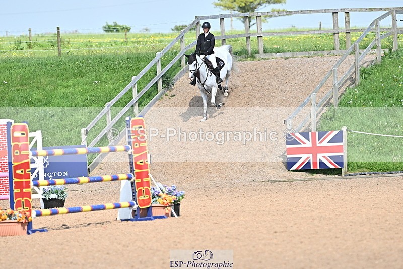 240509A-160319-03489 - Cls 12 Chard Equ Speed Derby