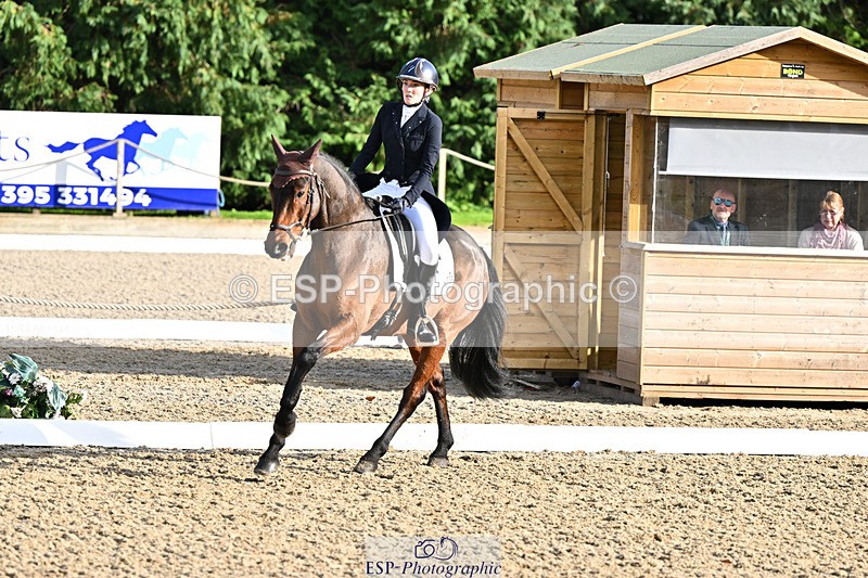 241023-151128-00487 - 108-Xanthe.Baylis-MONBEG.BY.MAGIC