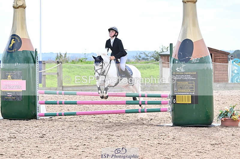 240628A-163449-01509 - Cls 5 Stepping Stones 128cm + 138cm