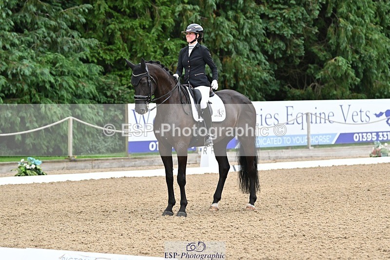 240810-104236-02510 - 209-Jess.Ralton-Newton.Freezeframe