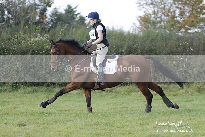  WWHT 171021 4046 - Open (1.00m)  17/10/21