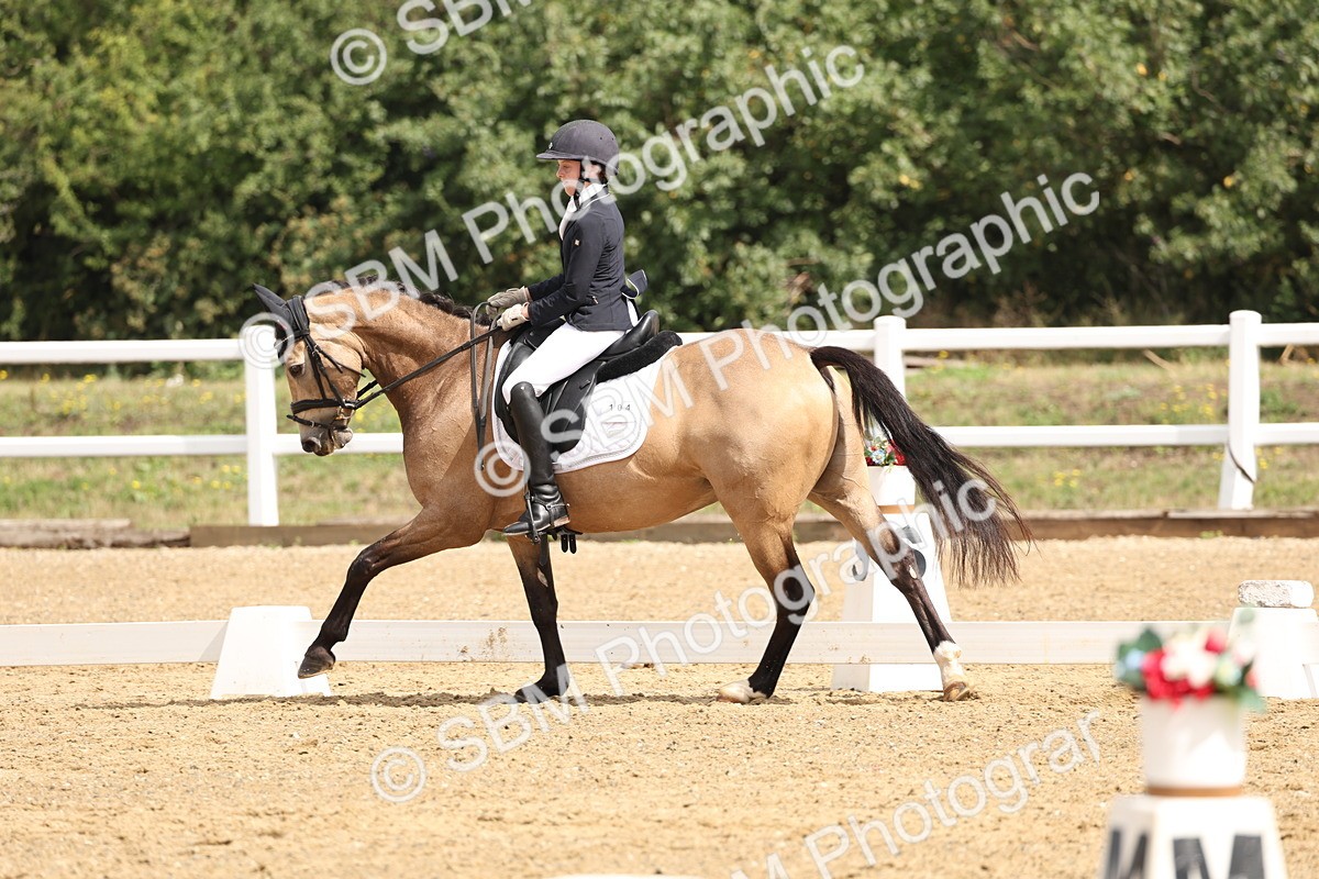 SBM_005803 - Class 6 - Novice 6 - 10.26-11.29