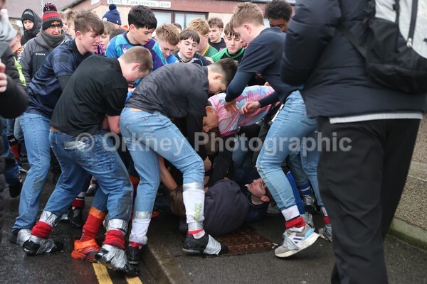 AA076646 - New Years Boys Ba'