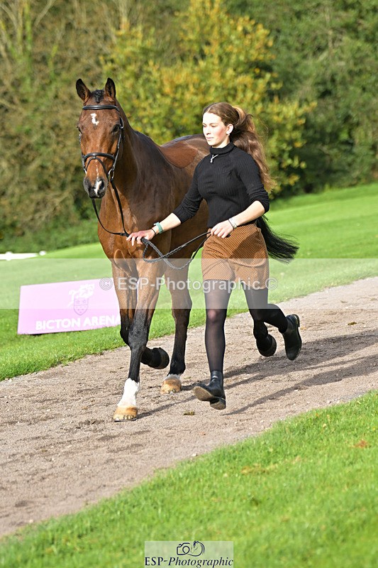 241023-132242-00246 - 015-Katie.Corbin-SPORTSFIELD.U2