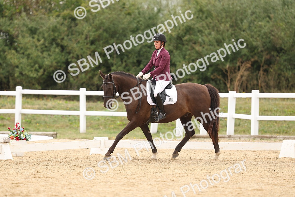 SBM_01119 - Class 8 - Novice 27 Champs