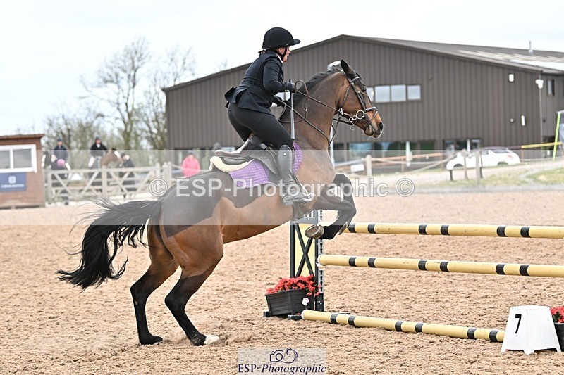 250414-112159-00475 - 90cm Round 1