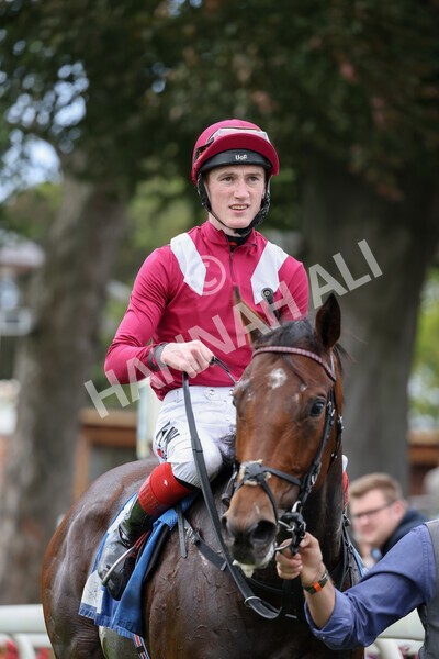yr24092021r5-36 - Race 5 3.50pm William Hill Leading On Course Bookmaker Stakes