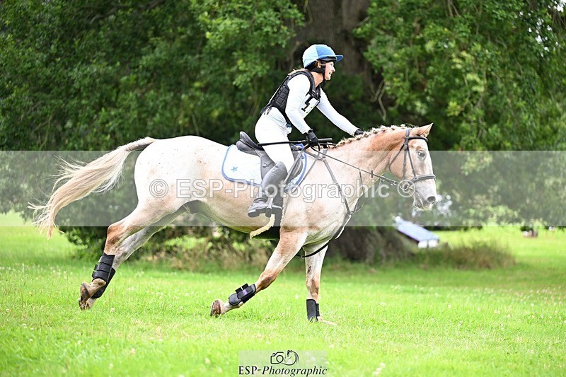 240803-122305-03161 - 117-Anna_King-FINTRA_JACK