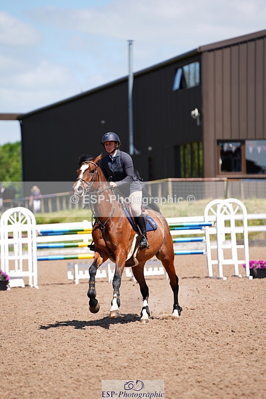 240525A-120124-05867 - Cls 15 Foxhunter