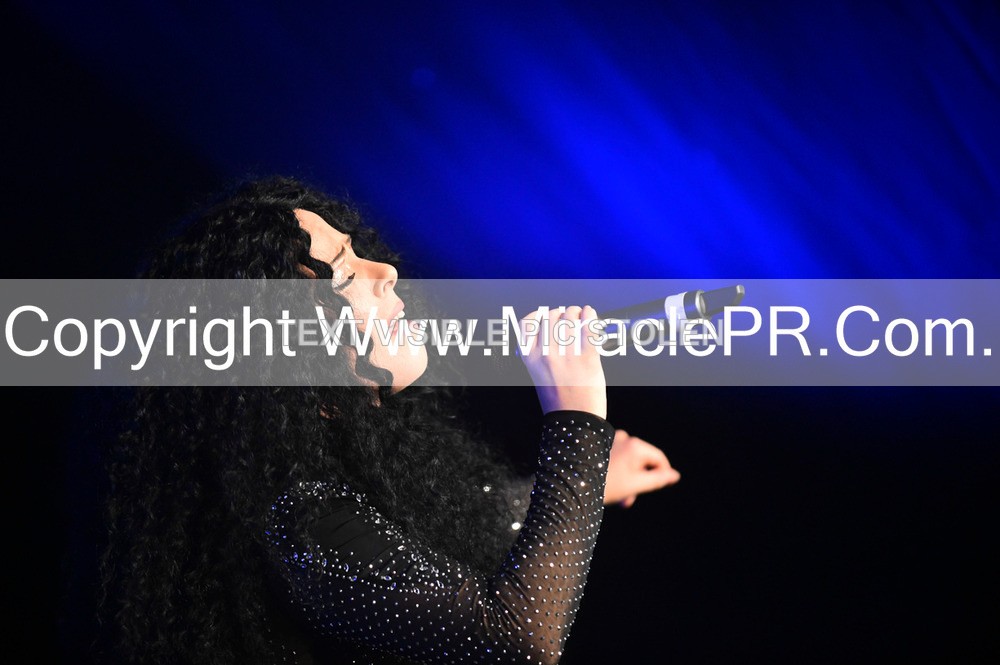 SH4_6813 - The Cher Experience