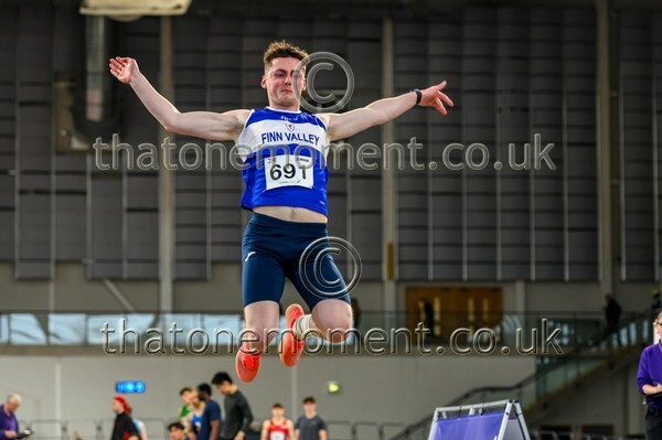 SeniorInd25-917145 - Field Male