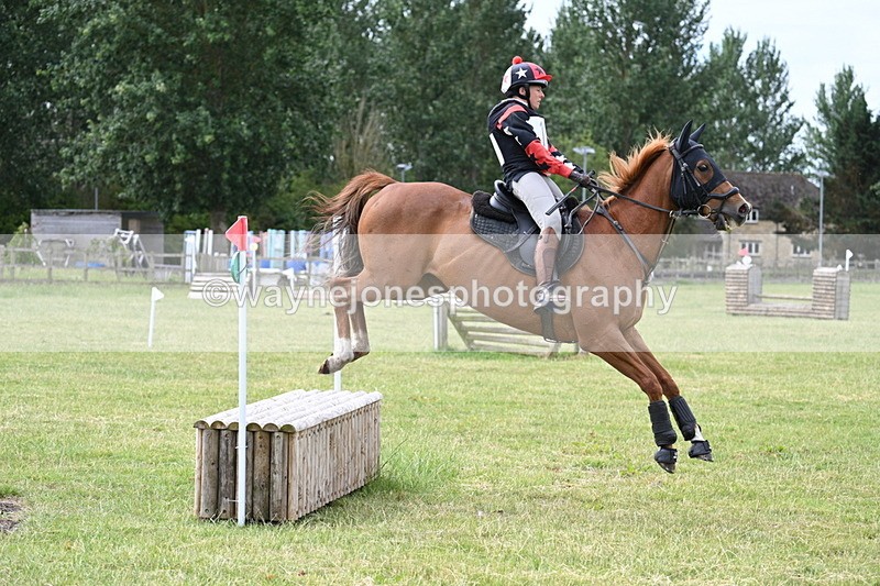 WJ7_5423 - 60cm XC Time 10:17 to 10:49