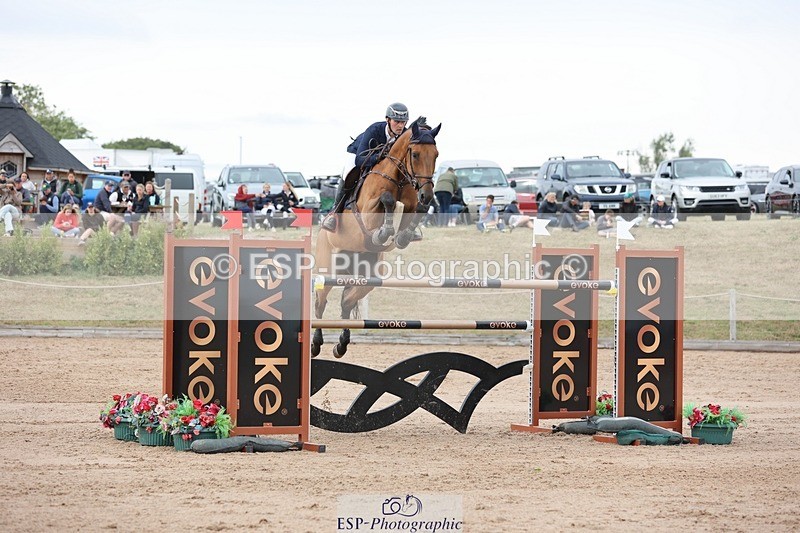 250719-175040-17545 - Cls 7, 3 Star Big Tour Break to End