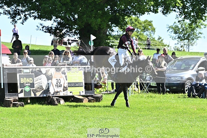 240525-110421-12193 - 326-BALLINAMEEN_BOYLE-Georgie_Selley