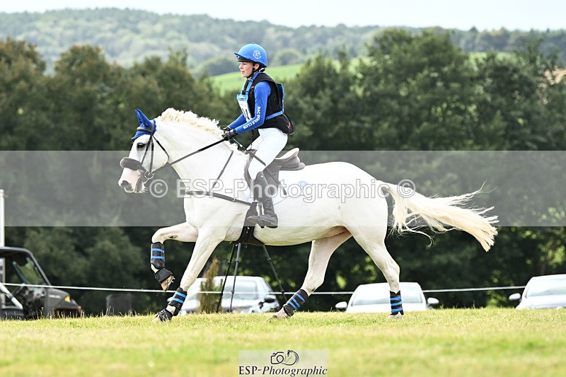 240825X-141148-34944 - 80cm XC 14.30 to 15.30