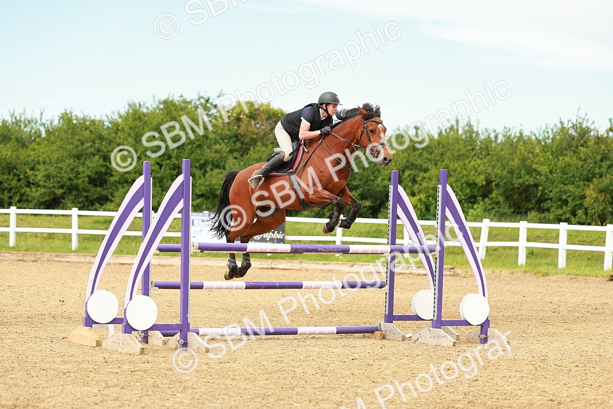 SBM_002180 - Class 4 - Senior Newcomers - 1.10m