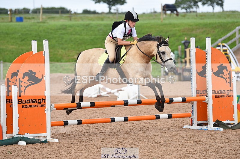 230711A-165658-00125 - 70cm