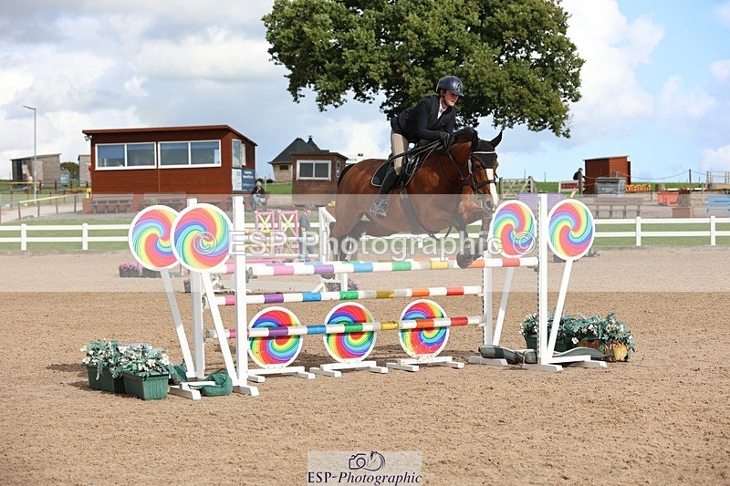 250913-160012-07866 - Cls 27 1.15m Amateur Quali