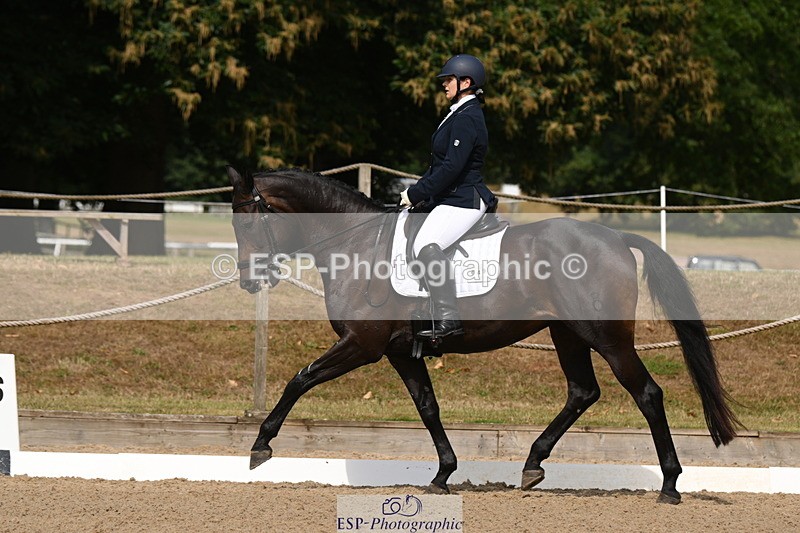 250719A-100958-03249 - 049-Veronica.Roberts-For.J'Adore