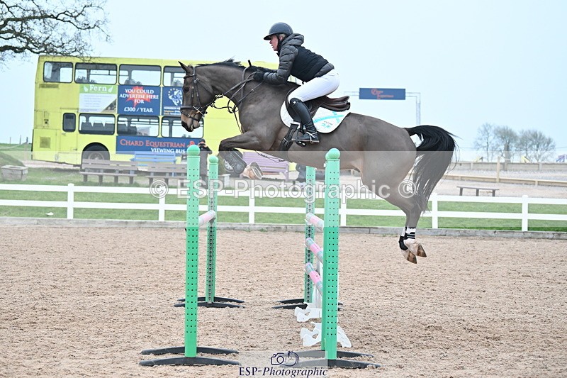 240113A-143514-02391 - Cls 13 Foxhunter and 1.20m Open