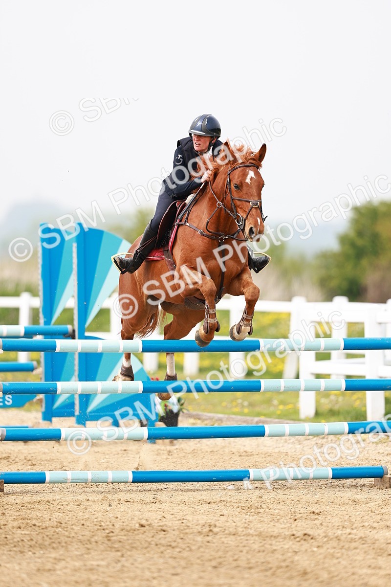  - Class 18 - Senior Newcomers - 1.10m