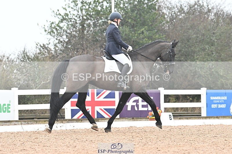 240217A-112601-01322 - 227-Jo.Roberts-Majestic.C