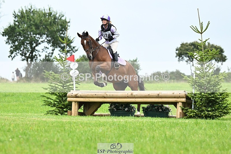 240831A-154001-04909 - 274-Becca.Robinson-VINNIE.SPARKLES