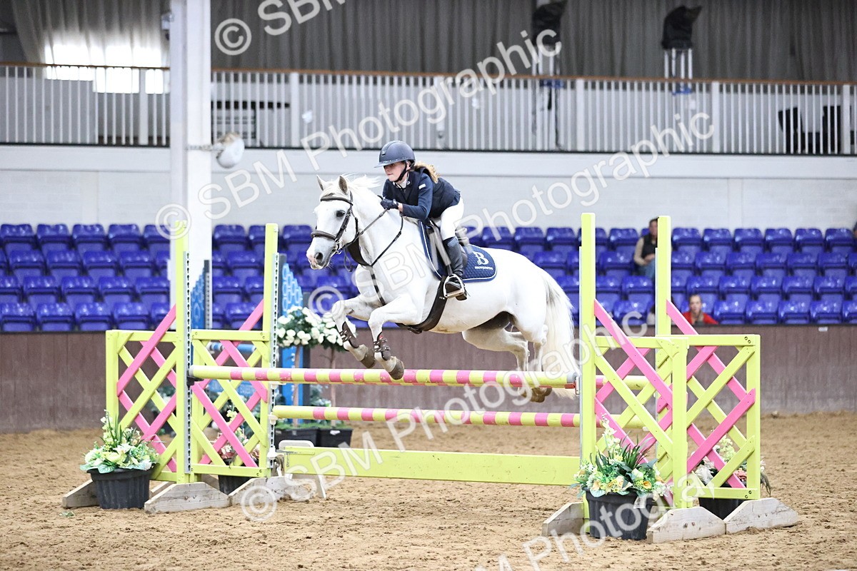 SBM_001117 - Class 5 - Blue Chip Pony Newcomers 1.00m Open